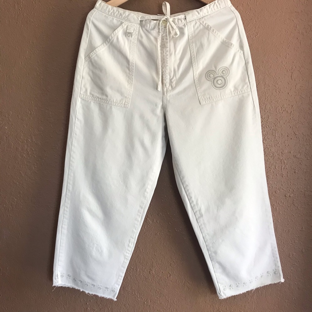 Disney Store Mickey Cropped Pants Medium